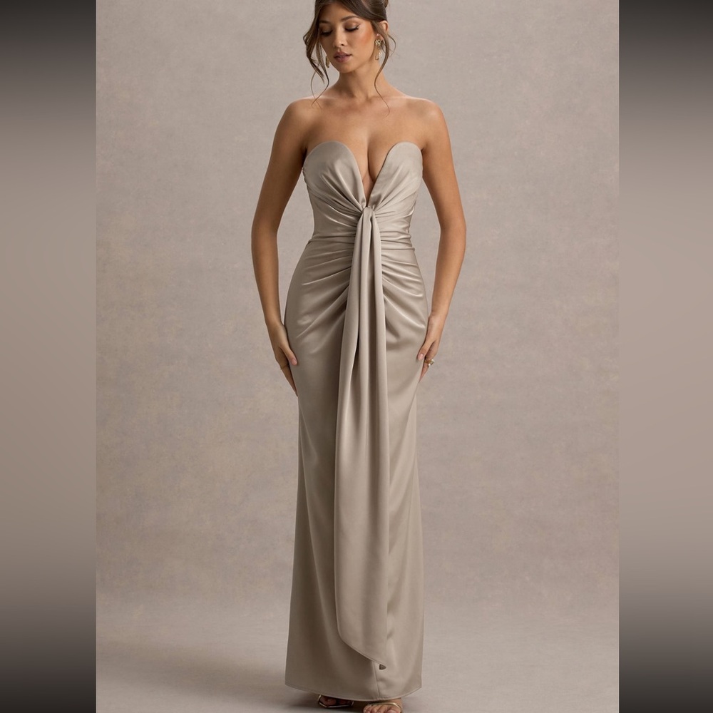 Club London Mackenzie Champagne Plunge-Neck  Draped Evening Gown